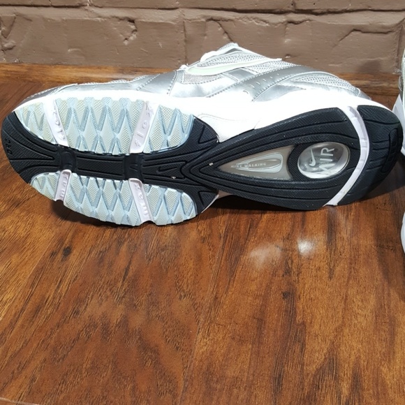 nike air vitality walk women's